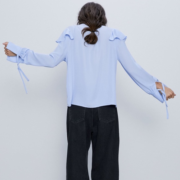 Zara RUFFLED LONG SLEEVE BUTTON UP V-NECK BLOUSE - Picture 7 of 10